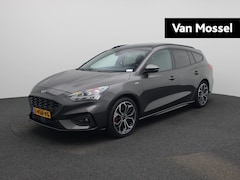 Ford Focus Wagon - 1.5 EcoBoost ST Line X Business | AIRCO | ACHTERUITRIJCAMERA | NAVIGATIE | APPLE CARPLAY/A