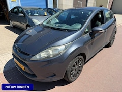 Ford Fiesta - 1.25 Limited 2010 APK 04-2027 Airco Nwe distributie Goed onderhouden auto met alle boekjes