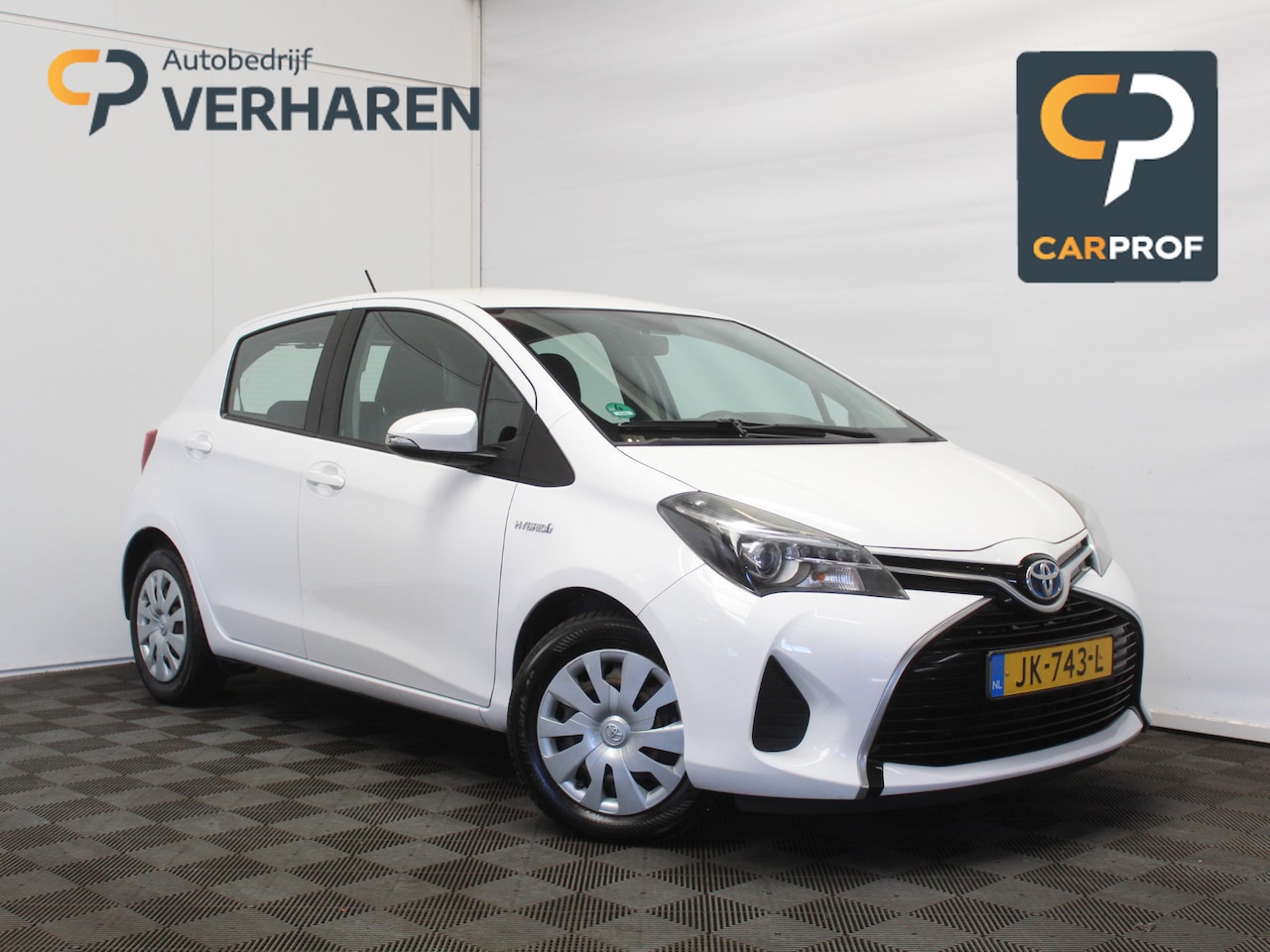 Toyota Yaris - 1.5 Hybrid Aspiration CLIMATE | CRUISE | LED | CAMERA | CV | STB | ELRM/SP | ISOFIX - AutoWereld.nl