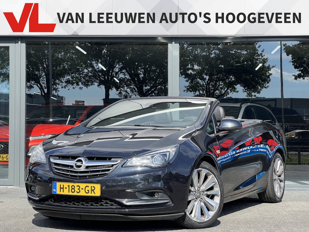Opel Cascada - 1.6 Turbo Cosmo | Stuur- en stoelverwarming | Cruise | Navi | Clima - AutoWereld.nl