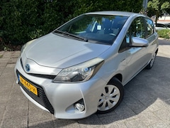 Toyota Yaris - AUTOMAAT, HYBRIDE MET AIRCO, NAVIGATIE & APK