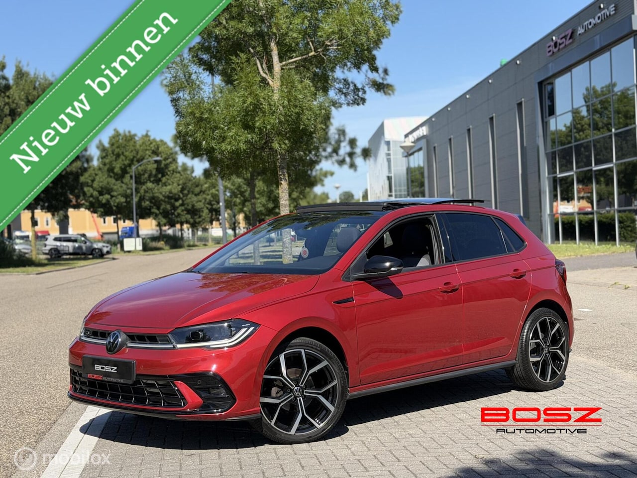 Volkswagen Polo - 1.0 TSI DSG 3x R-Line PANO IQ CAMERA KEYLESS - AutoWereld.nl