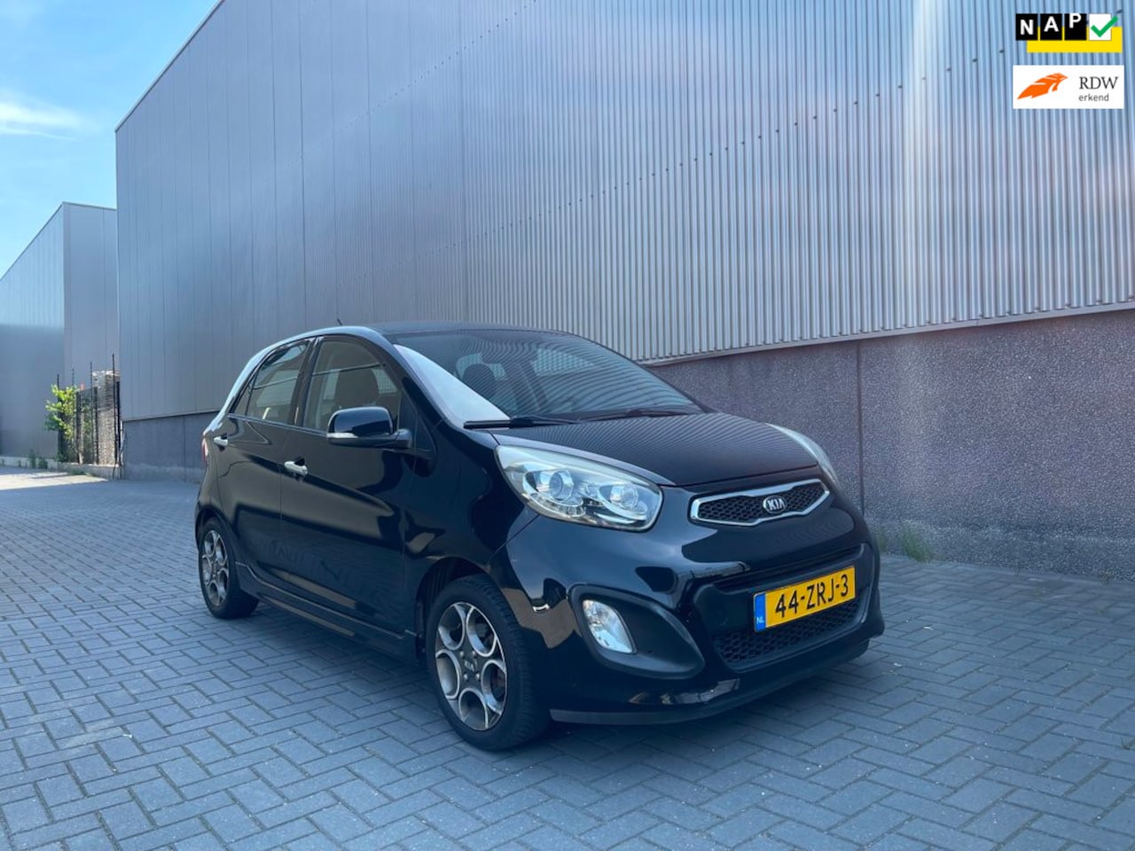 Kia Picanto - 1.0 CVVT Design Edition 1.0 CVVT Design Edition 5-deurs, airco, NAP - AutoWereld.nl