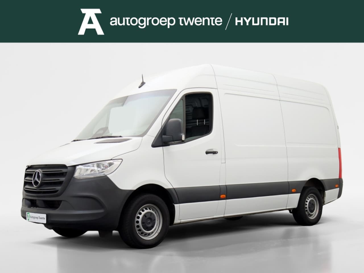 Mercedes-Benz Sprinter - 317CDI RWD | L2H2 Pro | Cruise control | Betimmering | Stoelverw - AutoWereld.nl