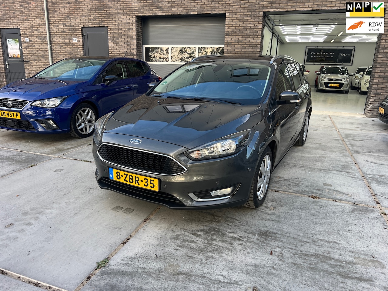 Ford Focus Wagon - 1.0 First Edition 1.0 First Edition - AutoWereld.nl