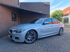 BMW 3-serie - 330e M Sport Edition 184PK Panoramadak / Harman & Kardon / Achteruitrijcamera /