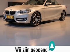 BMW 2-serie Cabrio - 218i Executive-nette-dikke auto-trekhaak-volledig dealer onderhouden