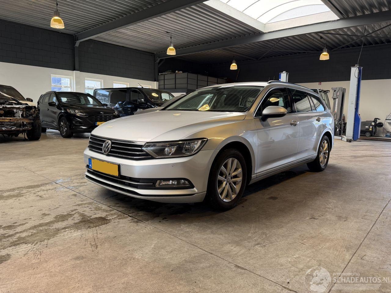 Volkswagen Passat Variant - 1.6 TDI BlueMotion 1.6 TDI BlueMotion - AutoWereld.nl