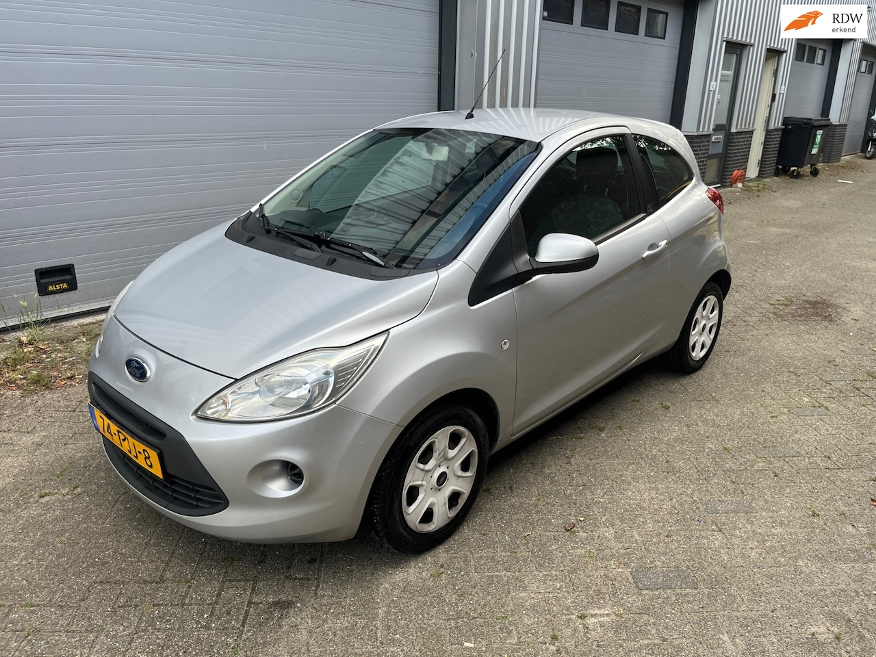 Ford Ka - 1.2 Comfort start/stop! 113 DKM NAP! AIRCO! BOEKJES! - AutoWereld.nl