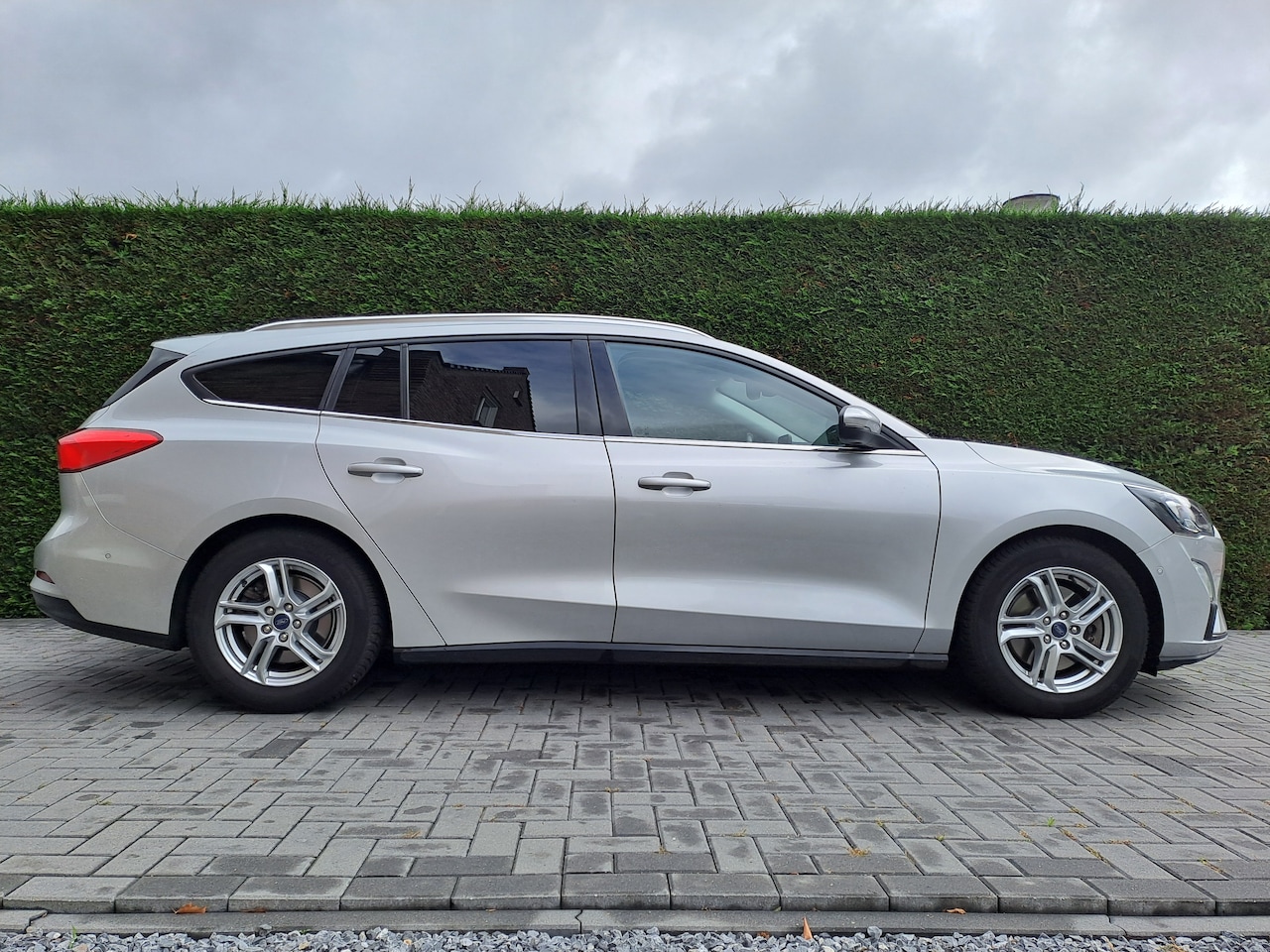Ford Focus Wagon - 1.0 EcoBoost Trend Edition Business - AutoWereld.nl