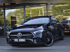 Mercedes-Benz A-klasse - 250 e AMG Multibeam Panorama Memory Distronic Burmester Camera 360 Head-Up Augmented Pdc