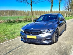 BMW 3-serie - 330i High Executive M Sport Shadow Line