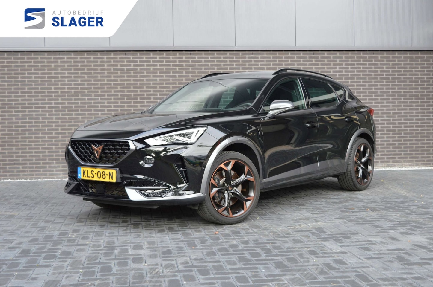 CUPRA Formentor - 1.4 e-Hybrid VZ Copper Edition - Schaalstoelen | Trekhaak | Camera | Dealer ond. - AutoWereld.nl