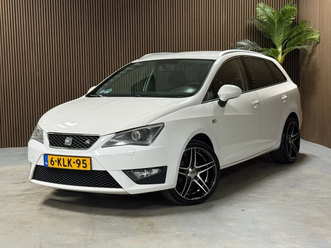 SEAT Ibiza ST - 1.2 TSI FR 1.2 TSI FR - AutoWereld.nl