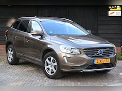 Volvo XC60 - 2.0 D4 FWD Summum Camera/Leer/Parkeersensor v, a /Trekhaak