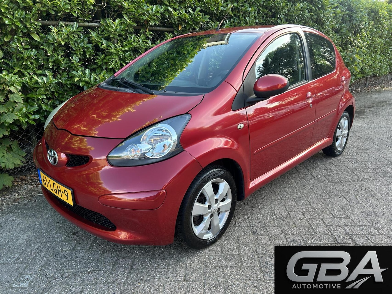Toyota Aygo - 1.0-12V Aspiration Green Half Leder APK 17-06-27 - AutoWereld.nl