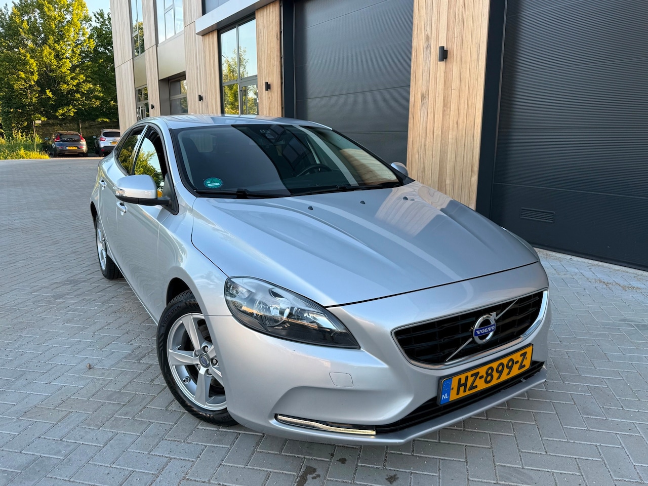 Volvo V40 - 1.6 D2 Momentum 1.6 D2 Momentum - AutoWereld.nl