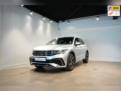 Volkswagen Tiguan - 1.4 TSI eHybrid R-Line Pano|Leer|Trekhaak|360
