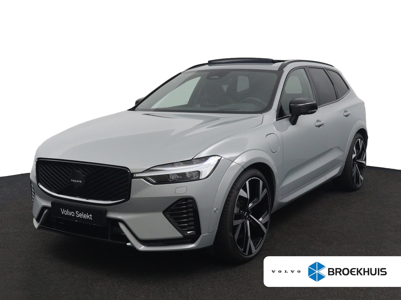 Volvo XC60 - T6 Plug-in hybrid AWD Ultra Black Edition | Luchtvering | Bowers&Wilkins | Direct Beschikb - AutoWereld.nl