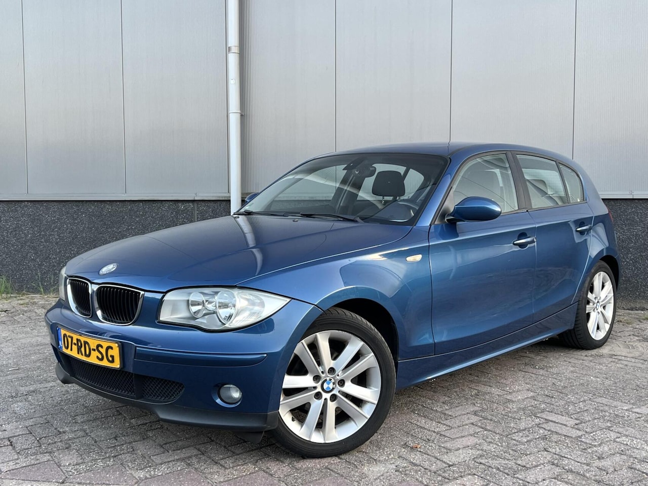 BMW 1-serie - 116i High Executive Climate Cruise Nwe APK NAP - AutoWereld.nl