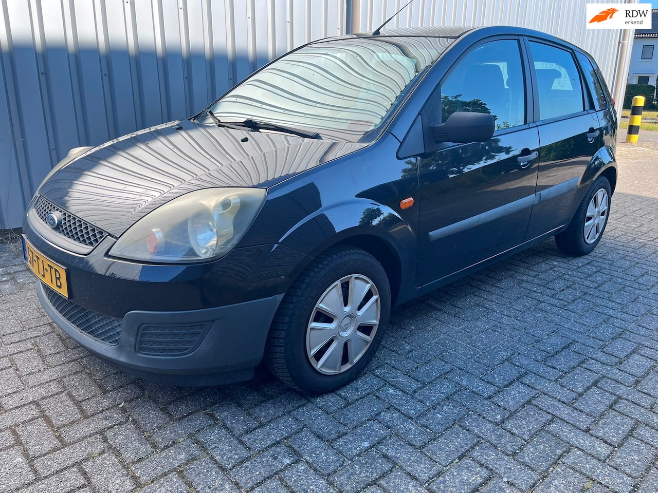 Ford Fiesta - 1.3-8V Champion / AIRCO LAGE KMS NAP - AutoWereld.nl