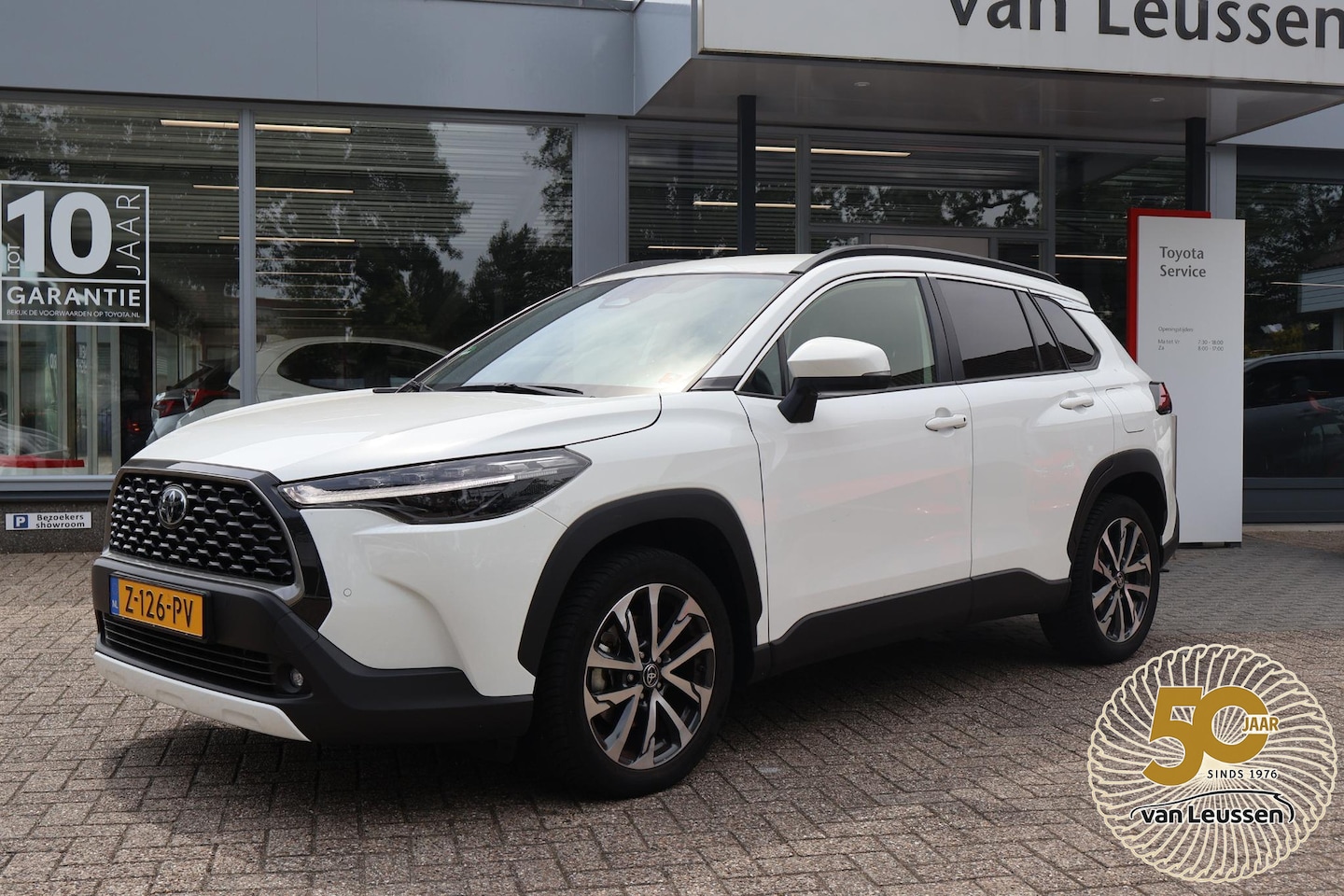 Toyota Corolla Cross - Hybrid 140 STYLE EL-A.KLEP 18"LM-VELGEN LED CLIMA APPLE/ANDROID KEYLESS - AutoWereld.nl