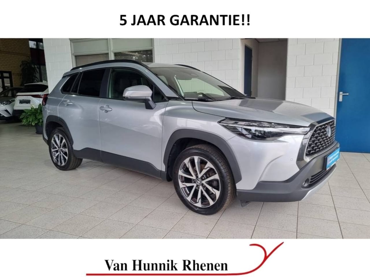 Toyota Corolla Cross - 2.0 AWD Style | Dodehoek | Stoelverw | Leer | Trekhaak | Parksen - AutoWereld.nl