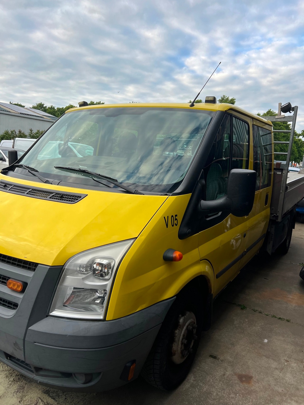 Ford Transit - 350L 2.4TDCI Kipper 127.724KM - AutoWereld.nl