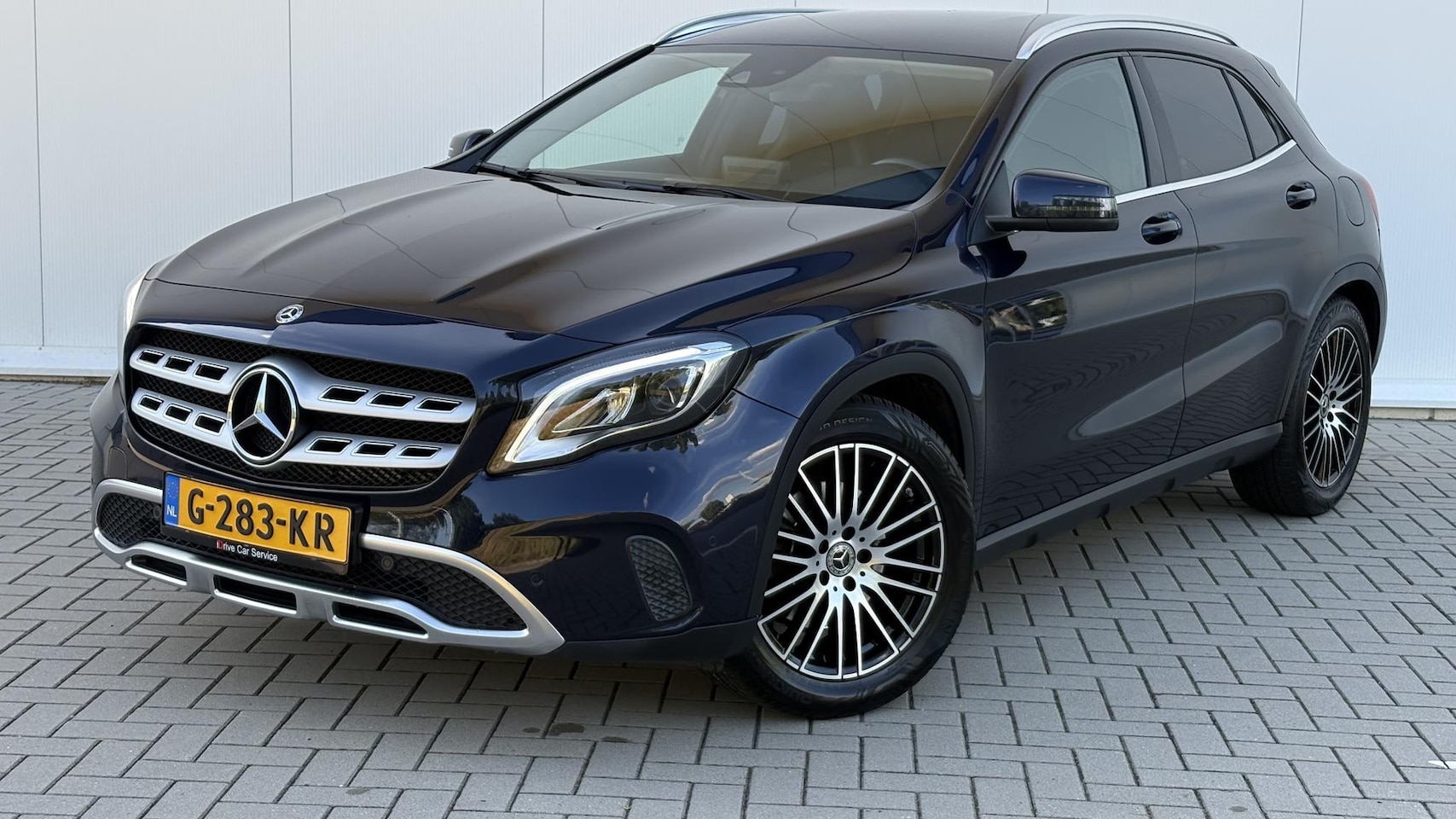 Mercedes-Benz GLA-Klasse - 250 Premium Plus | CarPlay | Trekhaak | Memory | Stoelverwarming | 211 PK |