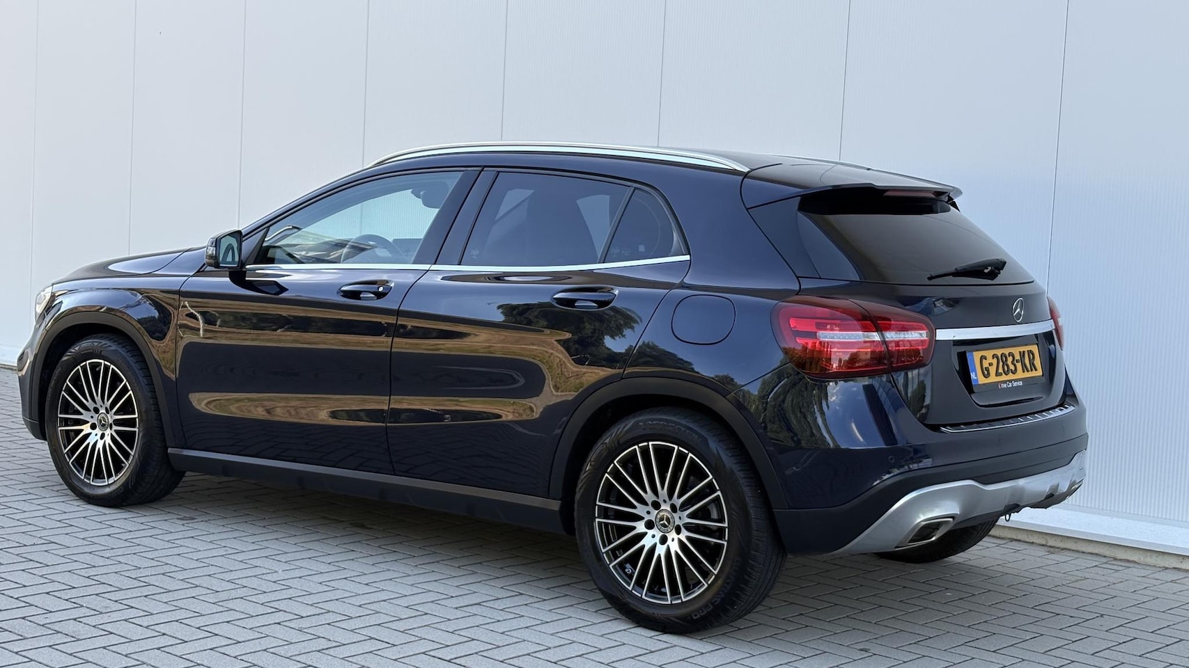 Mercedes-Benz GLA-Klasse - 250 Premium Plus | CarPlay | Trekhaak | Memory | Stoelverwarming | 211 PK |