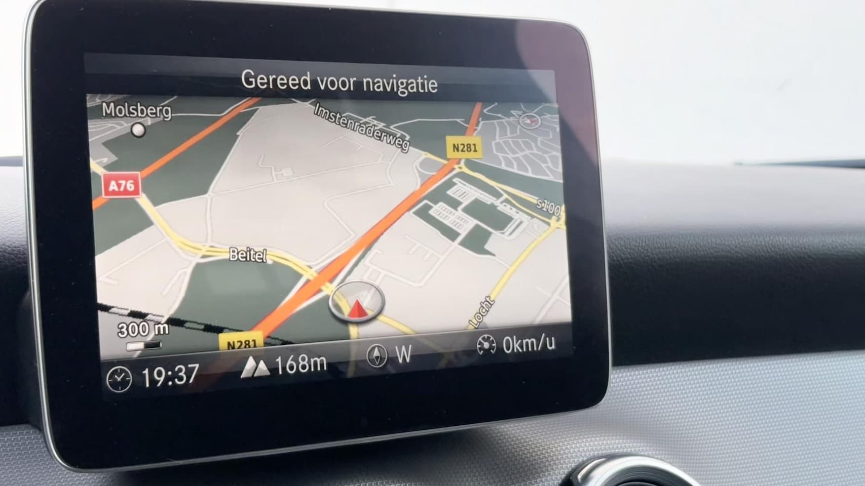 Mercedes-Benz GLA-Klasse - 250 Premium Plus | CarPlay | Trekhaak | Memory | Stoelverwarming | 211 PK |
