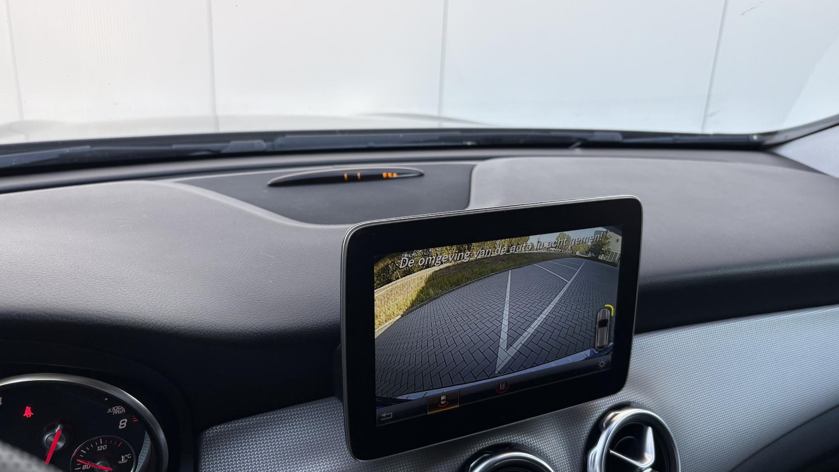 Mercedes-Benz GLA-Klasse - 250 Premium Plus | CarPlay | Trekhaak | Memory | Stoelverwarming | 211 PK |