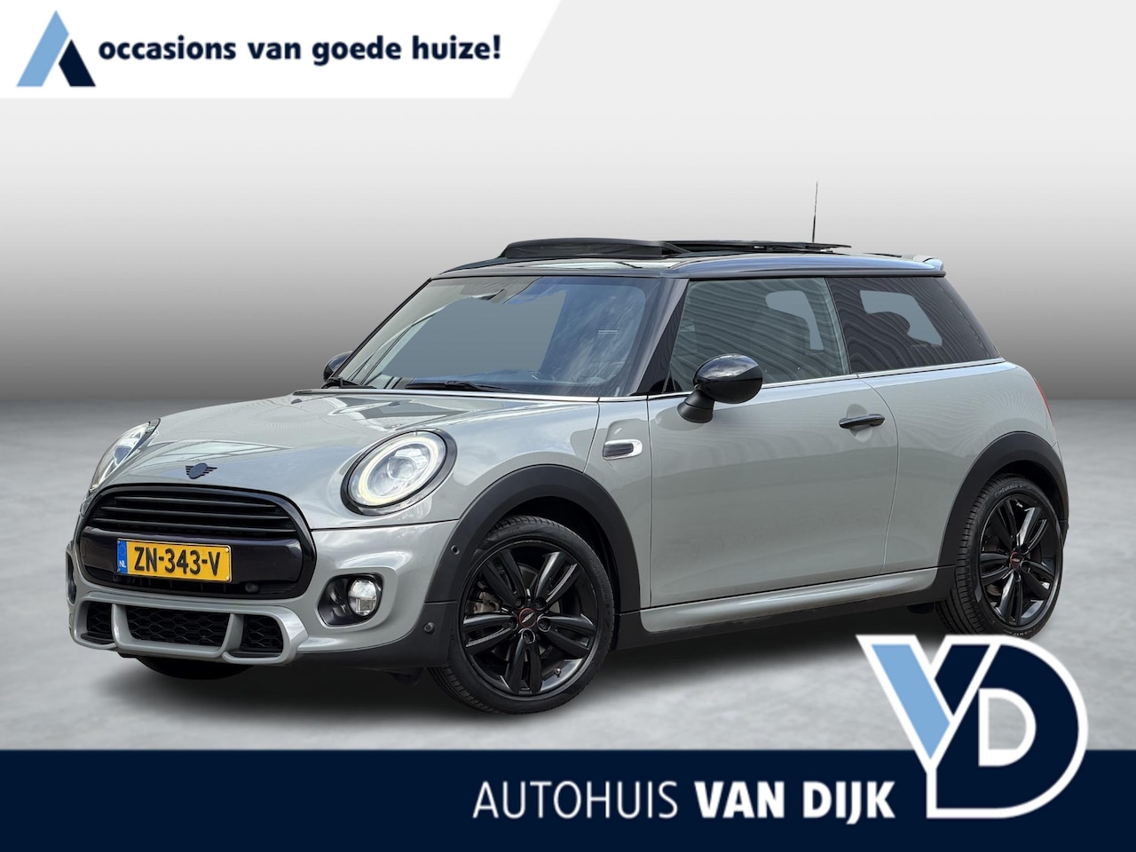 MINI 3-Deurs - 1.5 Cooper JCW | NL-auto/1e eign./Voll.Historie/Pano-schuifdak/harman&kardon/Apple Carplay - AutoWereld.nl