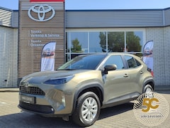 Toyota Yaris Cross - 1.5 Hybrid 115 DYNAMIC BLIND SPOT STOEL/STUURVERW PARK-SENSOREN CAMERA 16'' LM-VELGEN CLIM
