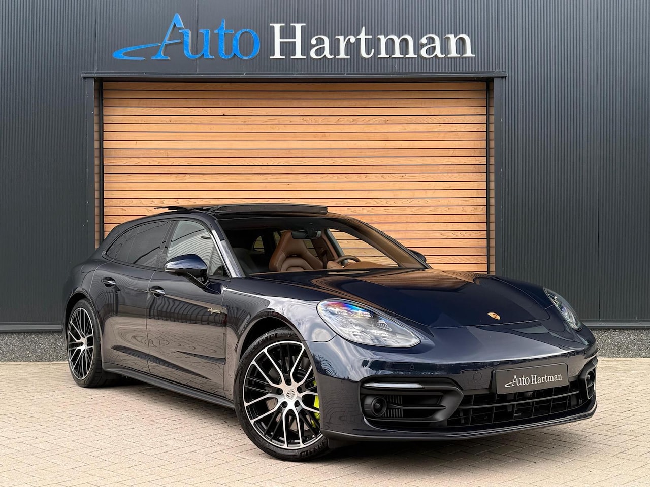 Porsche Panamera Sport Turismo - 2.9 4S E-Hybrid SPORTUITLAAT|4W-BESTURING|PANO|STOELVENTILATIE|BOSE - AutoWereld.nl