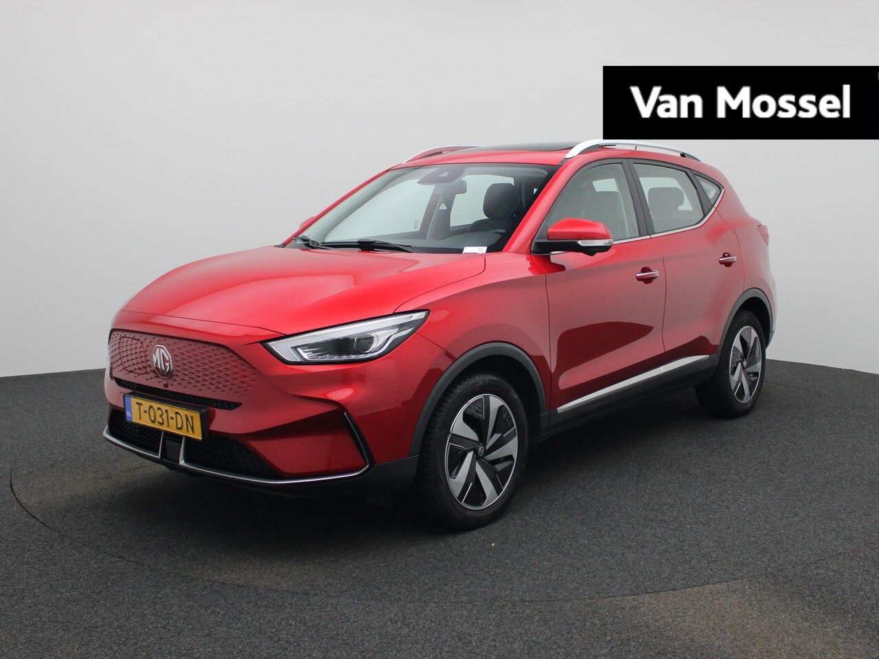 MG ZS - Long Range Luxury 70 kWh | Apple carplay | Leder | Camera | - AutoWereld.nl