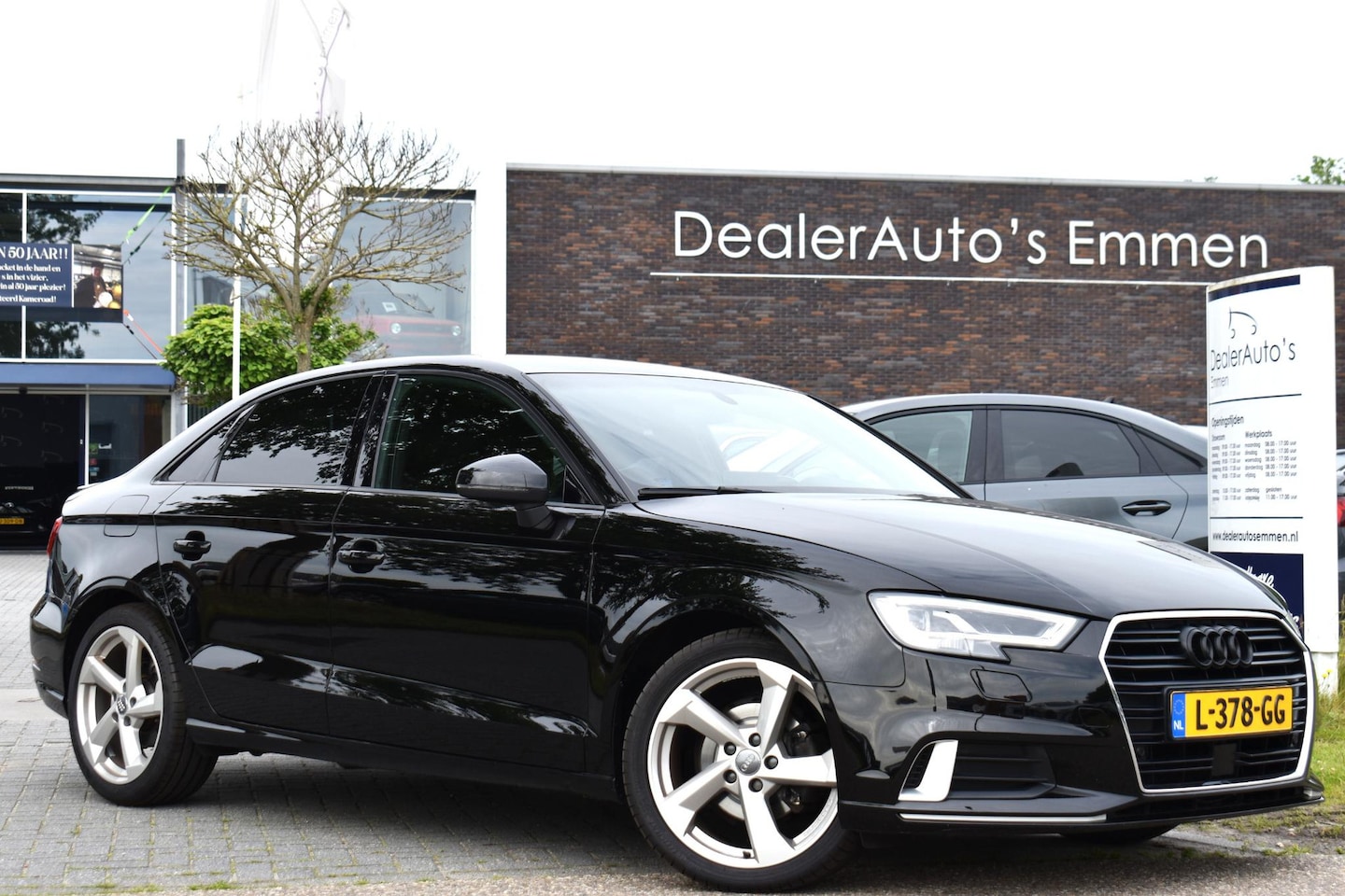 Audi A3 Limousine - 1.0 TFSI S Line - AutoWereld.nl