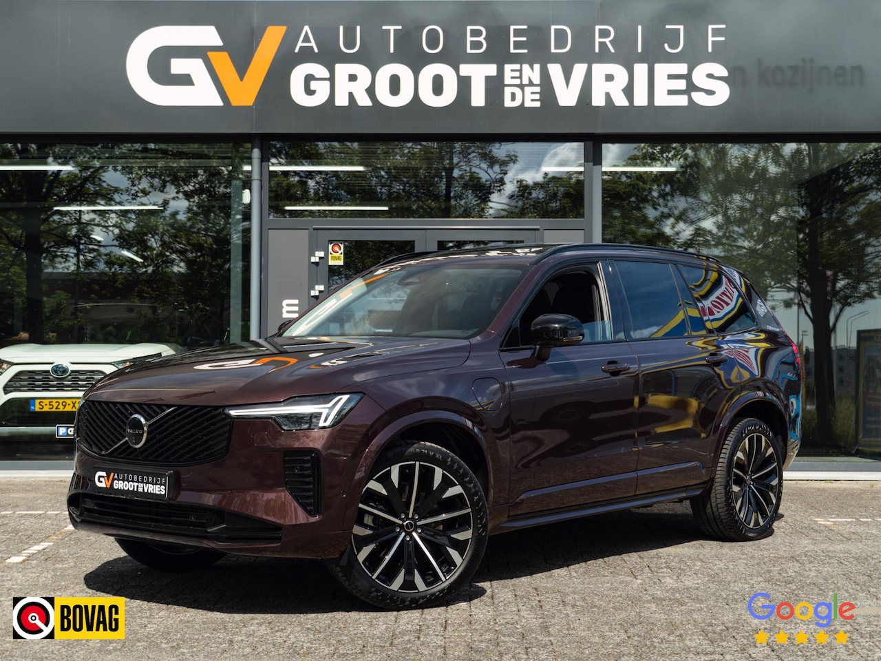 Volvo XC90 - 2.0 T8 Plug-in hybrid AWD Plus Dark Pano|Luchtvering|H&K|Trekhaak|7p|BLIS - AutoWereld.nl