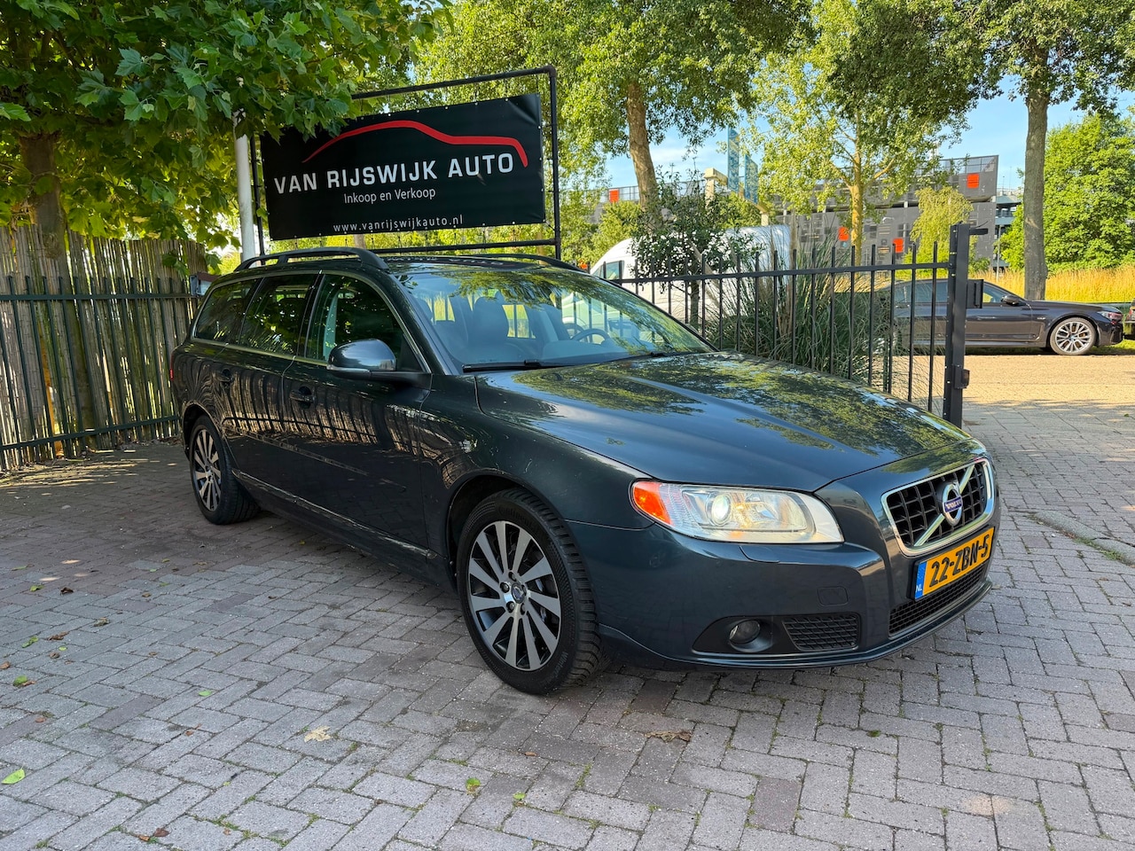Volvo V70 - 2.0 D4 Limited Edition Xenon Leder Nav EX BPM - AutoWereld.nl