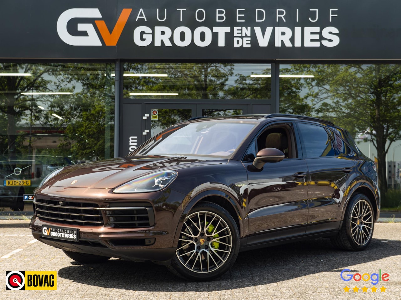 Porsche Cayenne - 3.0 E-Hybrid |Chrono|Pano|Bose|Club Leder|Trekhaak - AutoWereld.nl