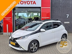 Toyota Aygo X - X-POSE 5-DEURS CABRIODAK NAVI LM-VELGEN AIRCO CAMERA