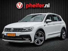 Volkswagen Tiguan - 1.5 TSI Aut. Highline Business R Trekhaak/ Panoramadak/ Virtual dash/ 360 camera/ Stoelver