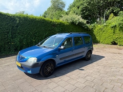 Dacia Logan MCV - 1.6-16V Lauréate 7p