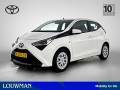 Toyota Aygo - 1.0 VVT-i x-play | BTW voertuig | 1e Eigenaar | NIEUW GELEVERD & ONDERHOUDEN | Apple CarPl