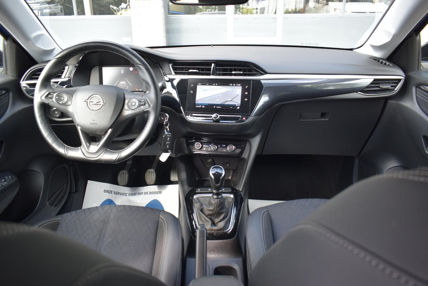Opel Corsa - 1.2 Ultimate Navi Airco Km 35.100!! - AutoWereld.nl