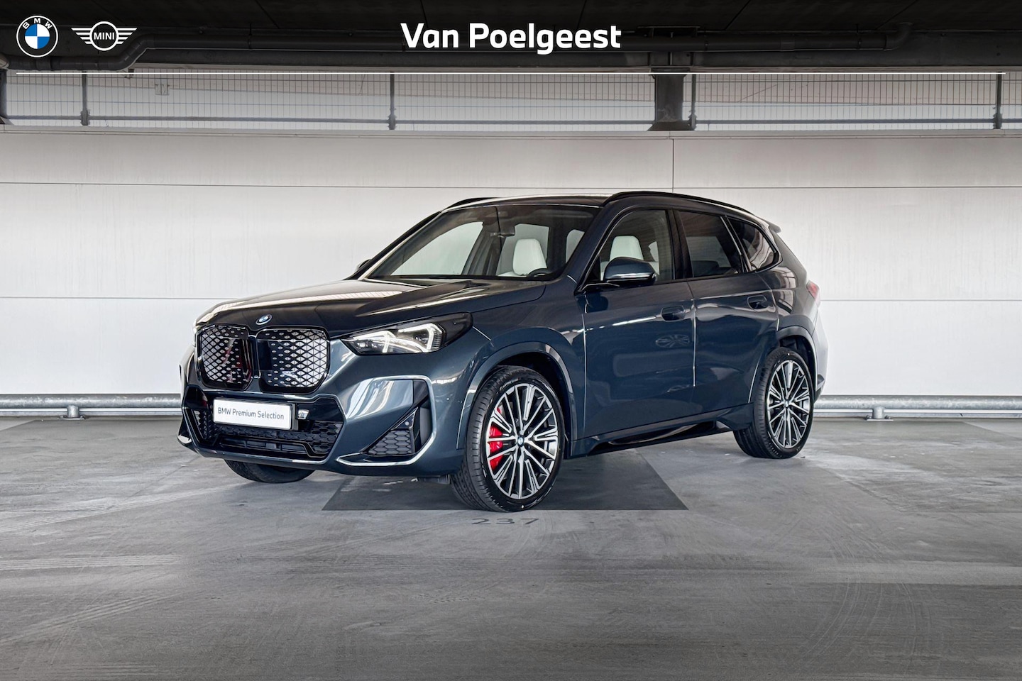BMW iX1 - eDrive20 67 kWh M Sport Edition eDrive20 67 kWh M Sport Edition - AutoWereld.nl