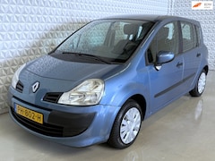 Renault Grand Modus - 1.2-16V Authentique AIRCO / 176.000km (2009)