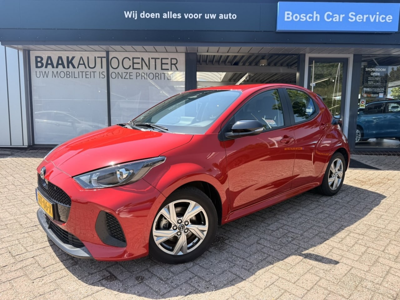 Mazda 2 Hybrid - 1.5 Exclusive-line | Sensoren V&A | Camera | Stuurverwarming - AutoWereld.nl