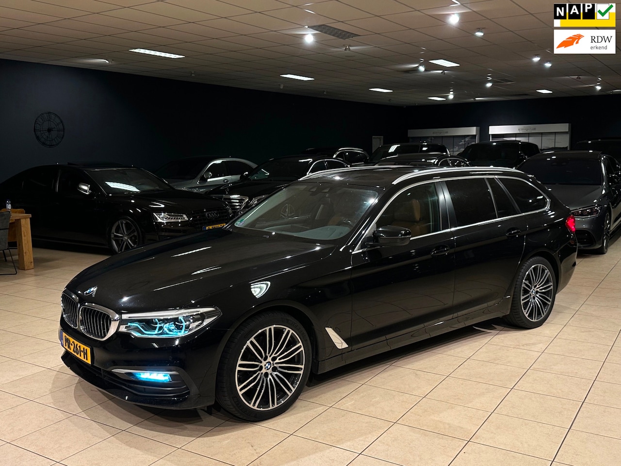 BMW 5-serie Touring - 520i High Executive/Memory/LED/Leder/Dealer onderhouden - AutoWereld.nl