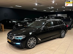 BMW 5-serie Touring - 520i High Executive/Memory/LED/Leder/Dealer onderhouden